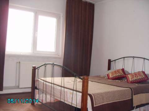 vand apartament 3 camere recent renovat in onesti 8