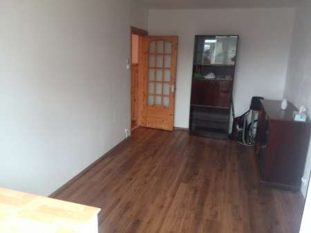 particular inchiriez apartament cu 2 camere 3