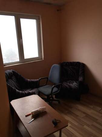 urgent vand apartament 2 camere zona 100 alexandria 3