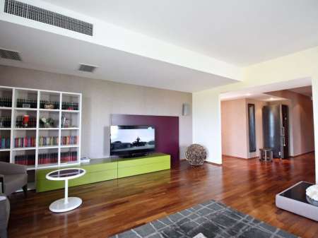 Vanzare apartament 4 camere Baneasa