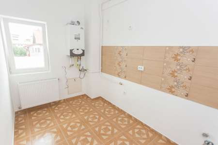 vand apartament 3 camere, 2 bai, 2 balcoane 3