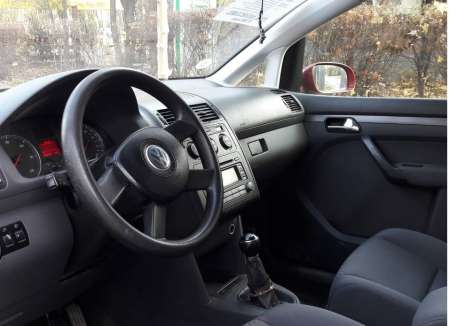 vand volkswagen touran 1. 9 tdi - 7 locuri - pret negociabil 3