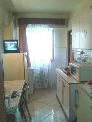 giurgiu, ultracentral, vand apartament 4 camere, 2