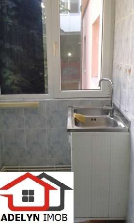 tulcea - apartament 3 camere, zona babadag 2