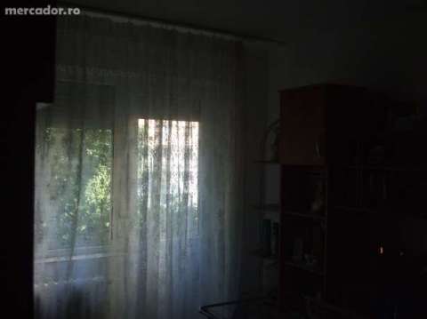 vand apartament 2 camere tecuci 3