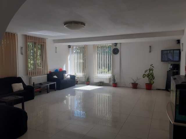 particular, 000 euro- vila individuala( nu duplex) 5 camere, curte - prelungirea ghencea - cartier latin 2