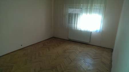 apartament cu 2 camere decomandate et 1 spatios 6