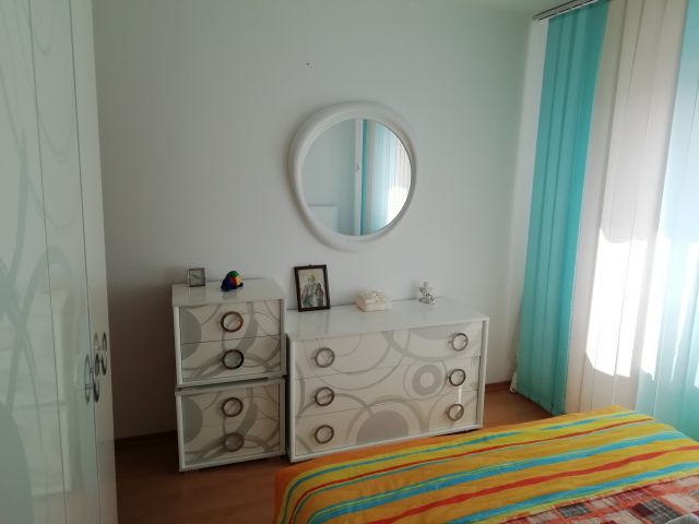 proprietar apartament 2 camere decomandate, roman musat- favorit 6