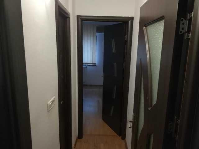 propietar vand apartament 2 camere constanta 5