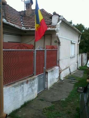 vand casa pe str. ion creanga- cugir 6