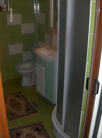 vand apartament 3 camere la pret de 2! ! ! 4