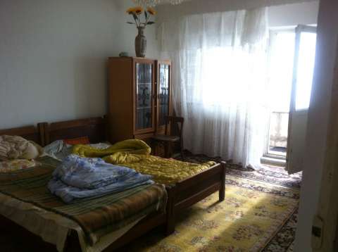 vand apartament 14