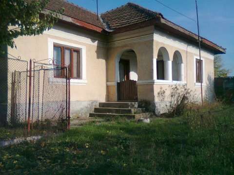 vand casa, 4 camere, filiasi, jud. dolj 1