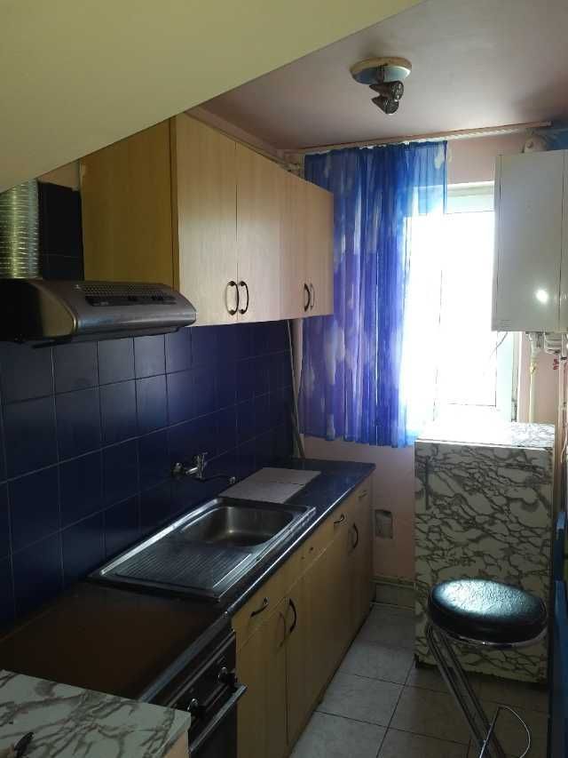 de vanzare apartament 2 camere/ gura campului 4