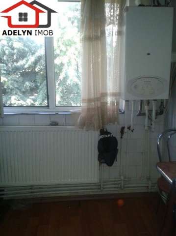 tulcea - apartament 3 camere, zona victoriei 1