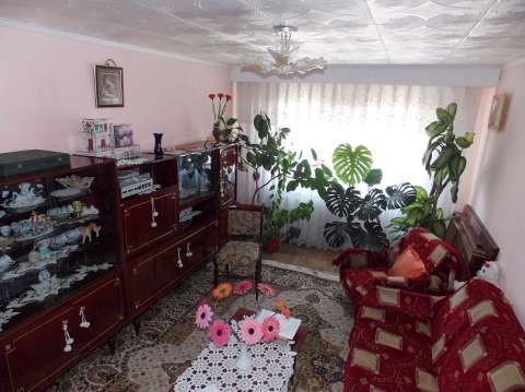 proprietar vand apartament 3 camere mioveni 2