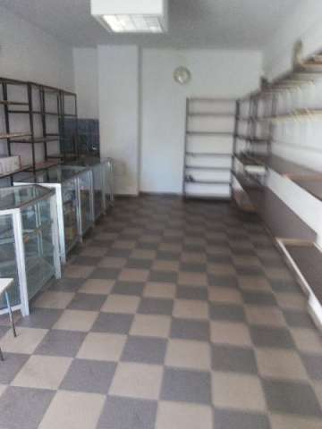 vand spatiu comercial central 1