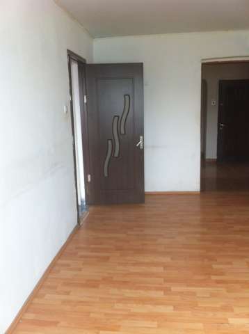 vand particular, apartament 3 camere 2