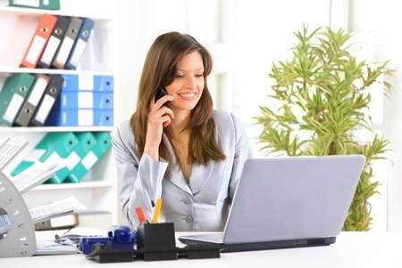 SECRETARA MODA ITALIA