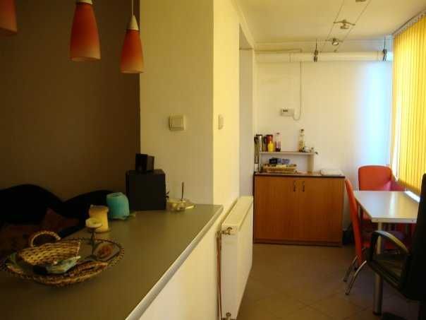 proprietar vand apartament 2 camere in str pajurei bucuresti 3