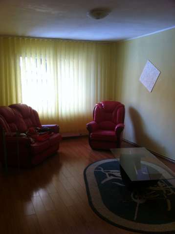 vand apartament cu 2 camere 1