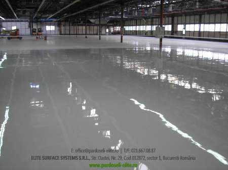 Pardoseli cu rasini sintetice specifice pentru industria alimentara