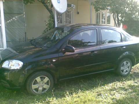 vind auto chevrolet aveo 1