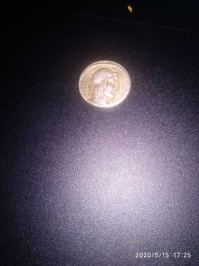 vand moneda romana foarte veche 2