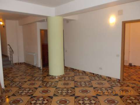 inchiriere apartament 3 camere budapesta, p/ 5, 1