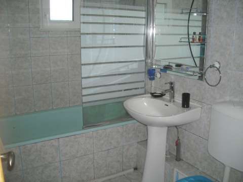 vand apartament, ultrafinisat central cu 2 camere, zona linistita, str dr i ratiu, , decomandat, zona centrala 1