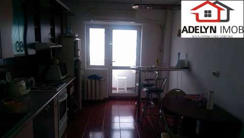 tulcea - apartament 3 camere, zona victoriei 2