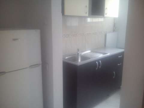 inchiriez apartament 2 camere 1