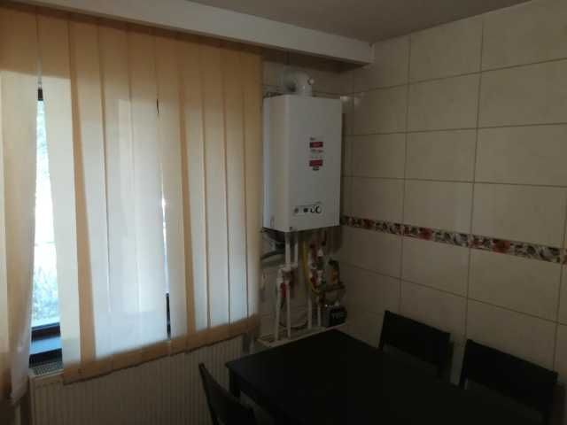 propietar vand apartament 2 camere constanta 3