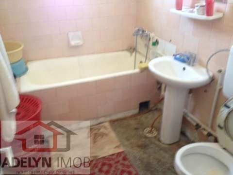 tulcea - apartament 3 camere, zona e3 2