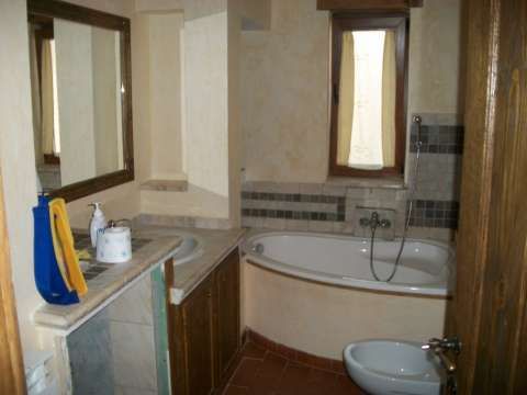 apartament 4 camere pe doua nivele 11