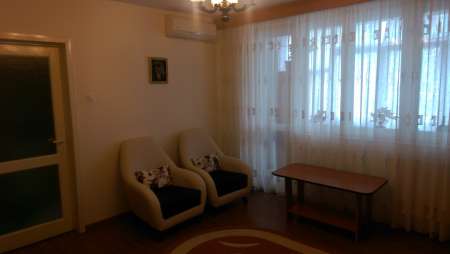 vand apartament 2 camere ultracentral onesti 1